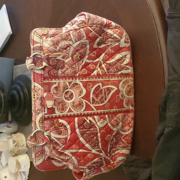 Vera Bradley Vintage Bag Rosie Posie Collection - Picture 2 of 11